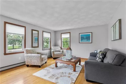 2 Stephen Dr, Bristol, RI 02809 photo 12