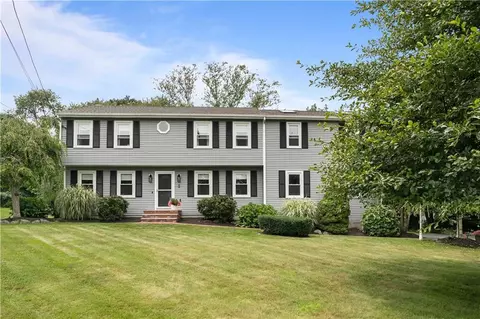 2 Stephen Dr, Bristol, RI 02809 photo 2