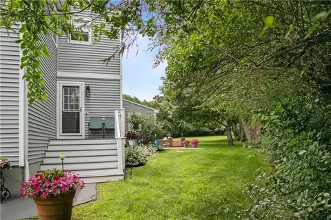 2 Stephen Dr, Bristol, RI 02809 photo 24