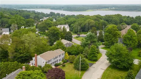 2 Stephen Dr, Bristol, RI 02809 photo 41
