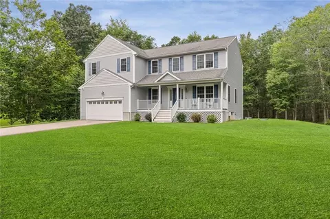 15 Hopkins Holw, Hopkinton, RI 02808