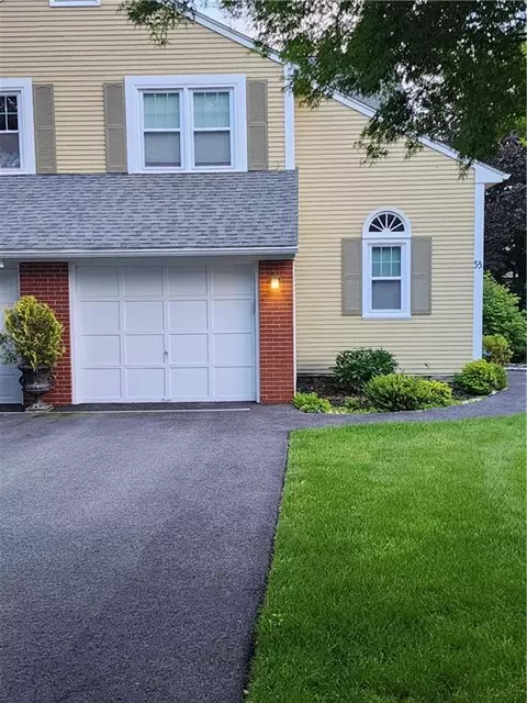 53 Arbor Dr, Providence, RI 02908