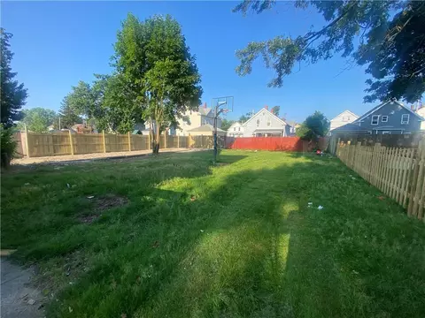 66 Cottage St, Warwick, RI 02886 photo 5