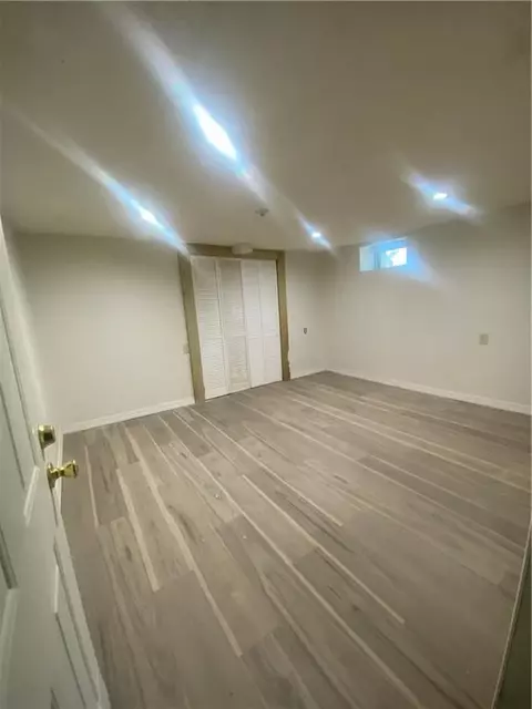 66 Cottage St, Warwick, RI 02886 photo 9