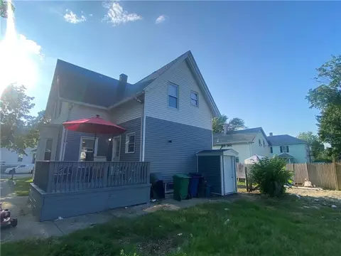 66 Cottage St, Warwick, RI 02886 photo 4