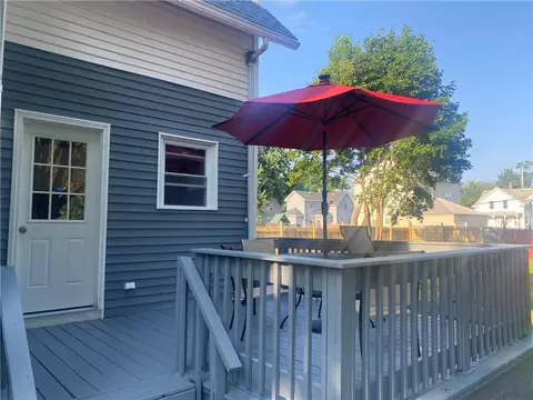 66 Cottage St, Warwick, RI 02886 photo 3