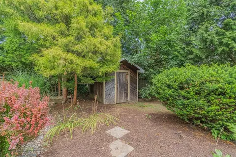 144 Sage Dr, Warwick, RI 02886 photo 9