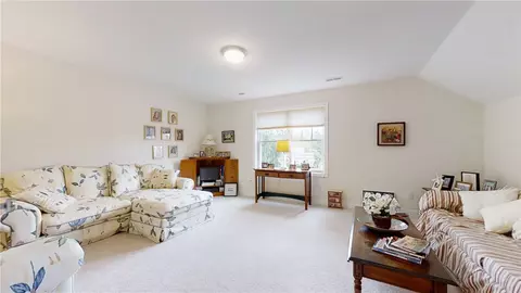 23 Franklin St #2, Westerly, RI 02891 photo 17