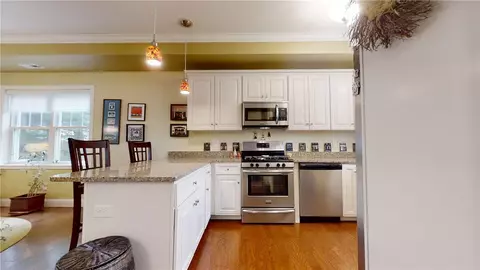 23 Franklin St #2, Westerly, RI 02891 photo 7