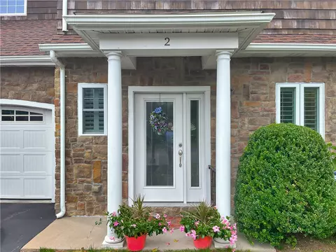 23 Franklin St #2, Westerly, RI 02891 photo 2