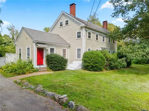 1097 Phenix Ave, Cranston, RI 02921