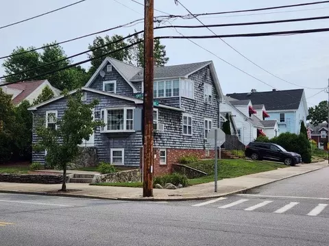 245 Morris Ave, Pawtucket, RI 02861