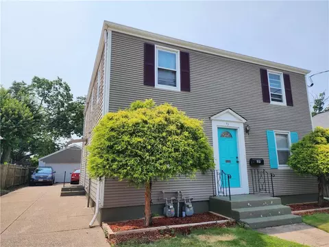 71 Bucklin St, Pawtucket, RI 02861