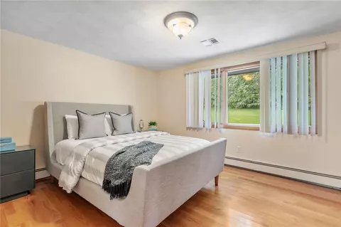 3933 Post Rd, Warwick, RI 02886 photo 11