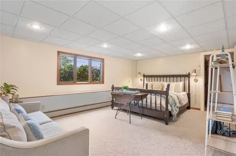 3933 Post Rd, Warwick, RI 02886 photo 18