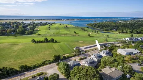 272 Shore Rd #B, Westerly, RI 02891