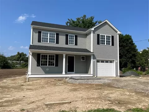 13 Bradford Dr, Lincoln, RI 02865