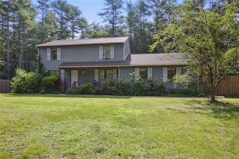 18 Evans Ln, Hopkinton, RI 02832