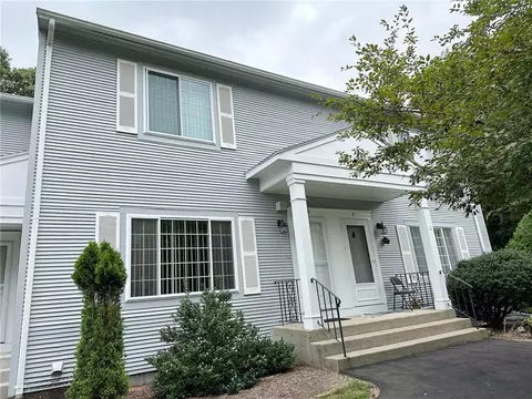 9 Eagle Run #B, East Greenwich, RI 02818