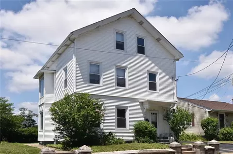 317 Pawtucket Ave, Pawtucket, RI 02860