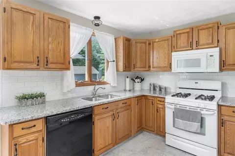 342 North Rd, Scituate, RI 02831 photo 31