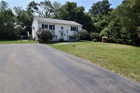 38 Sandy Ln, Westerly, RI 02891 photo 26
