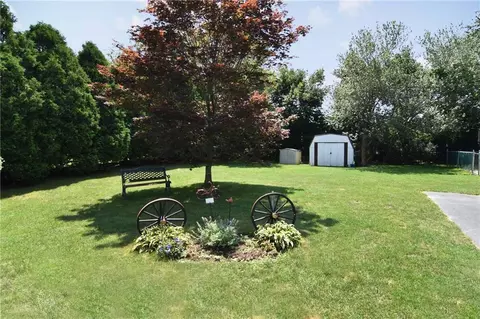 38 Sandy Ln, Westerly, RI 02891 photo 23