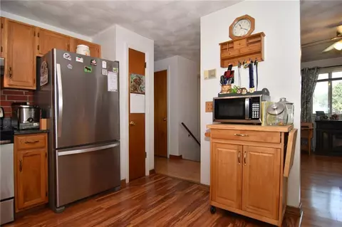 38 Sandy Ln, Westerly, RI 02891 photo 8