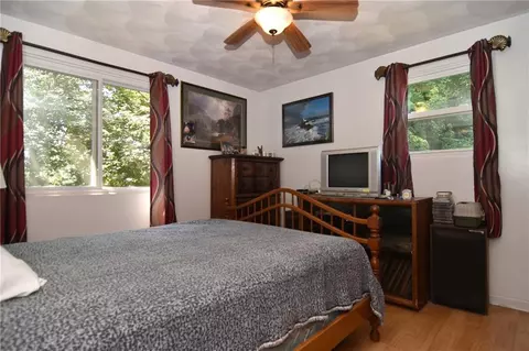 38 Sandy Ln, Westerly, RI 02891 photo 13