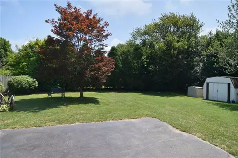 38 Sandy Ln, Westerly, RI 02891 photo 24