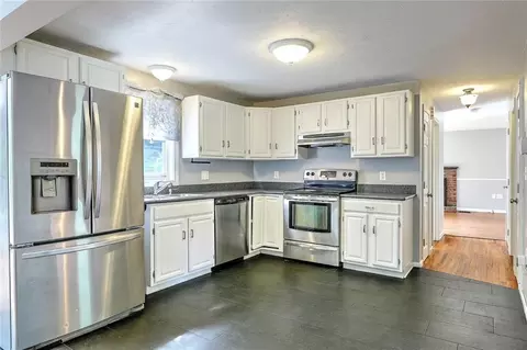 13 Forest St, Douglas, MA 01516 photo 8