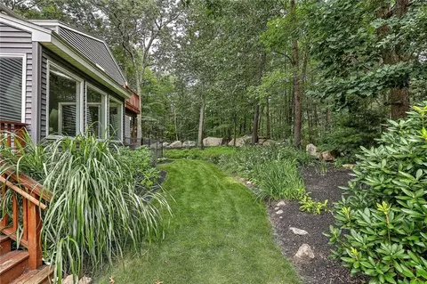 13 Forest St, Douglas, MA 01516 photo 32