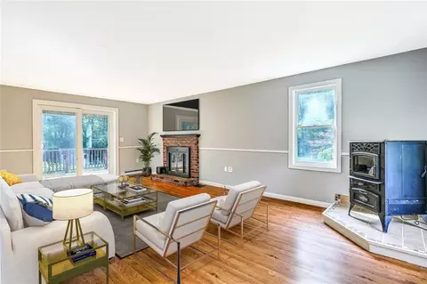 13 Forest St, Douglas, MA 01516 photo 5