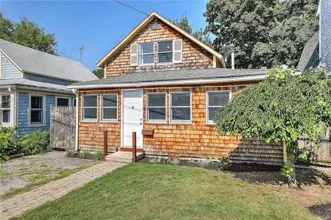 23 Blanding Ave, Barrington, RI 02806