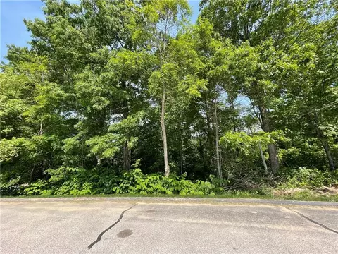 1800 Kingstown Rd, South Kingstown, RI 02879