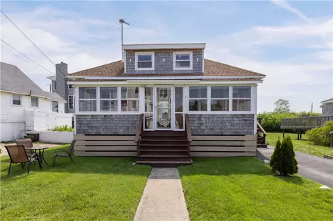 2 Uzzi Ave, Westerly, RI 02891 photo 2
