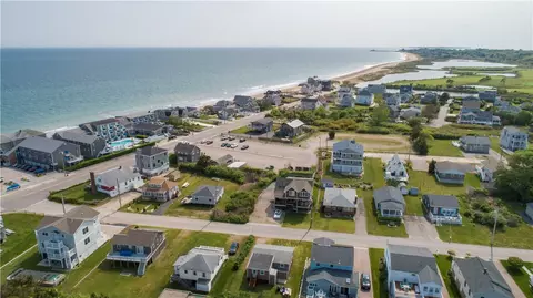 2 Uzzi Ave, Westerly, RI 02891 photo 4