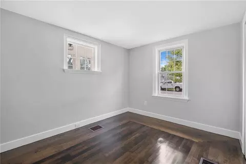 4 Catalpa Rd, Warwick, RI 02889 photo 14