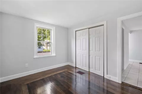 4 Catalpa Rd, Warwick, RI 02889 photo 13