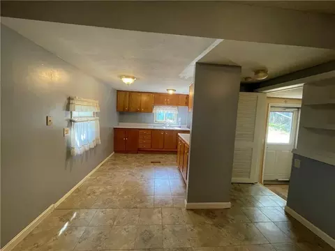 12 Welles Rd, Mapleville, RI 02839 photo 9