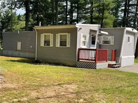 12 Welles Rd, Mapleville, RI 02839 photo 2