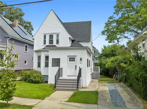22 Hart St, Providence, RI 02906