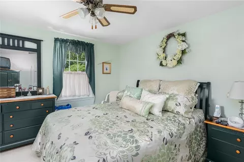 138 Massasoit Dr, Warwick, RI 02888 photo 20