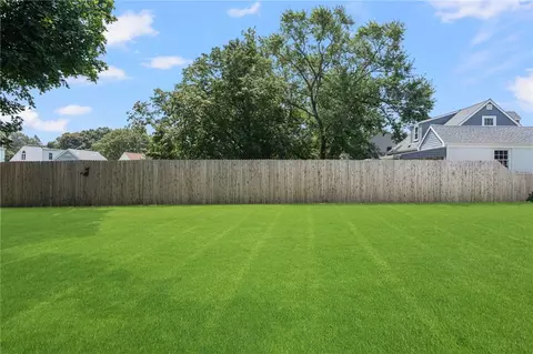 138 Massasoit Dr, Warwick, RI 02888 photo 26