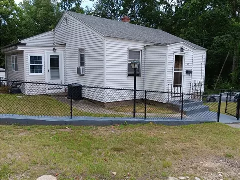 21 Joslin St, North Providence, RI 02911