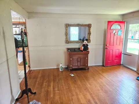 39 Bayberry Rd, Woonsocket, RI 02895 photo 4