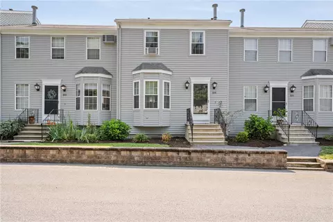 565 Quaker Ln #104, West Warwick, RI 02893