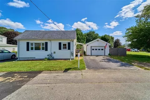 226 Rosner Ave, North Providence, RI 02904