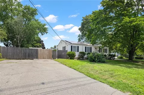 60 Meader St, Warwick, RI 02888 photo 6