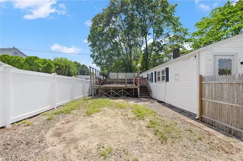 60 Meader St, Warwick, RI 02888 photo 32